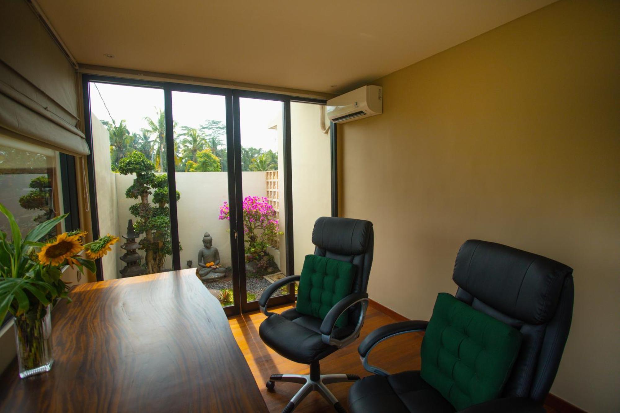 Adi Laxmi Villa Ubud Экстерьер фото